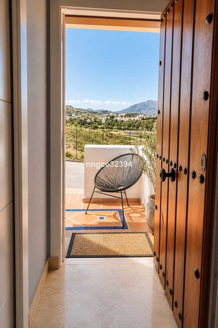 4 Bed Townhouse in New Golden Mile