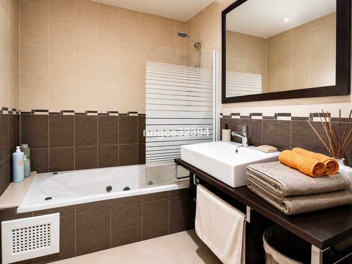 4 Bed Townhouse in New Golden Mile