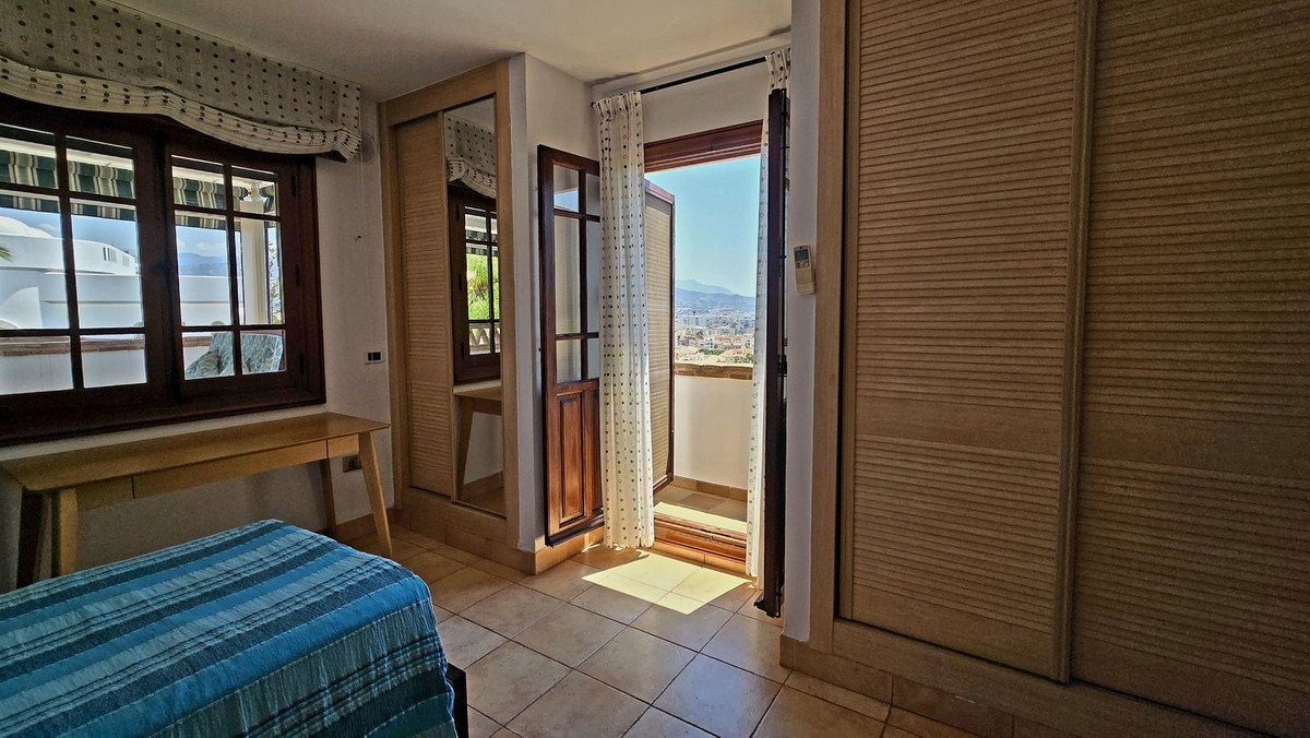 9 Bed Detached Villa in Torre del Mar