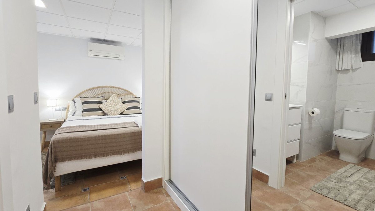 9 Bed Detached Villa in Torre del Mar