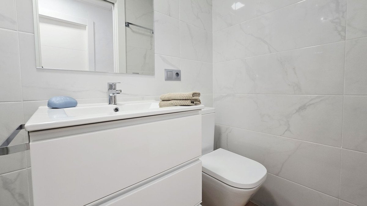 9 Bed Detached Villa in Torre del Mar
