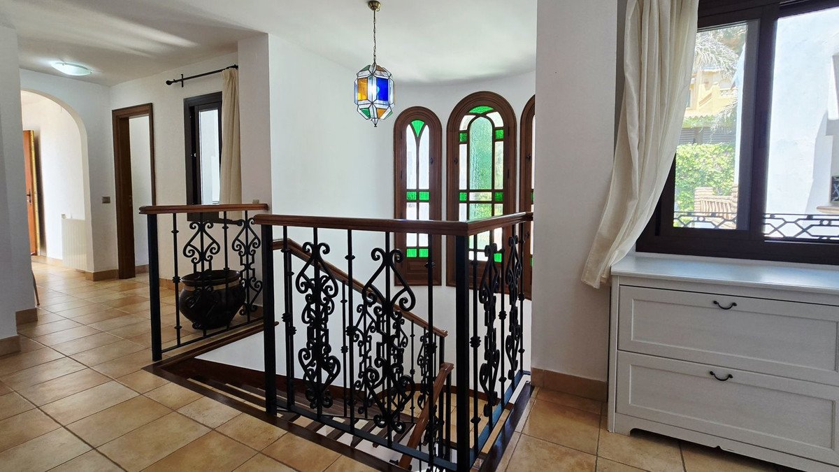 9 Bed Detached Villa in Torre del Mar