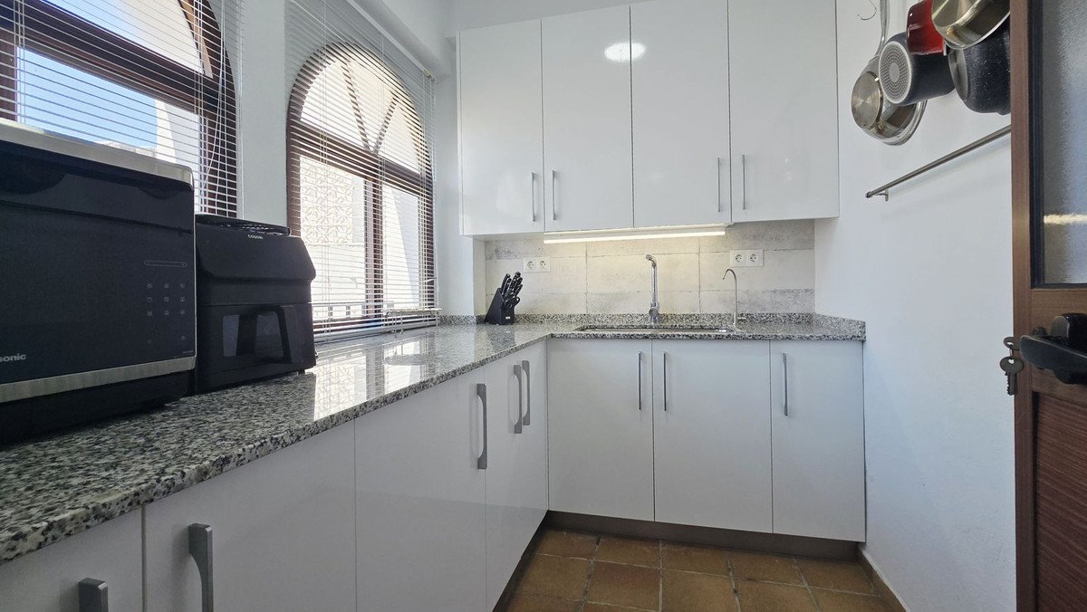 9 Bed Detached Villa in Torre del Mar