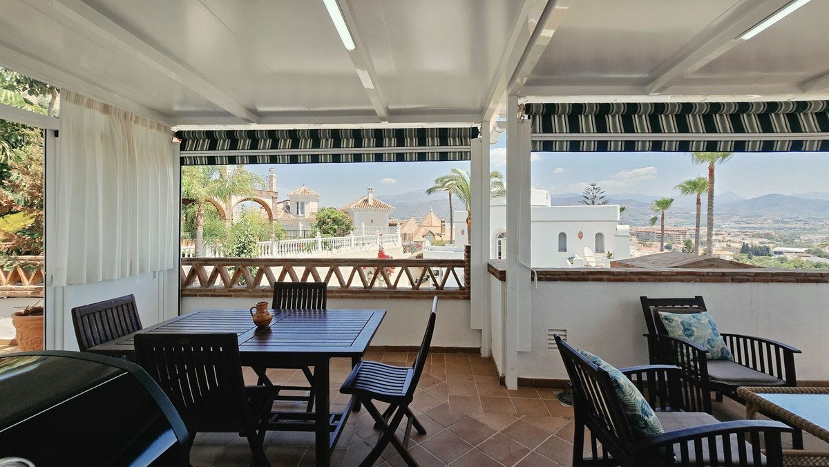 9 Bed Detached Villa in Torre del Mar