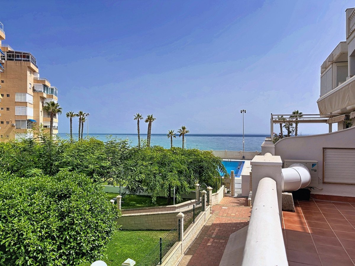 1 Bed Middle Floor Apartment in Algarrobo Costa