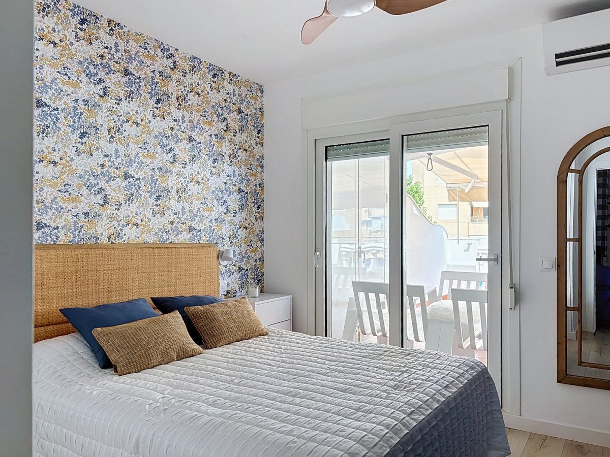 1 Bed Middle Floor Apartment in Algarrobo Costa