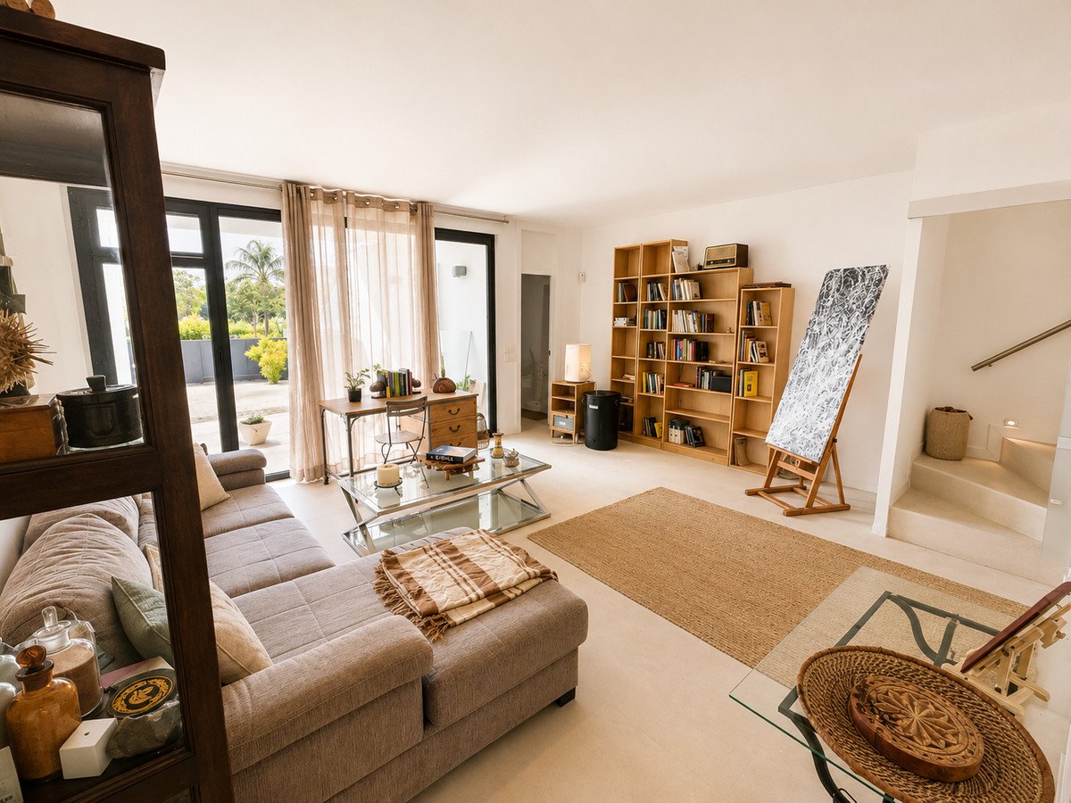 3 Bed Townhouse in San Enrique