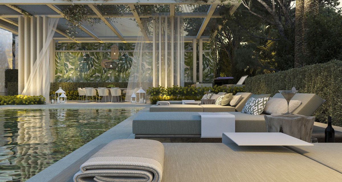 7 Bed Residential Plot in Nueva Andalucía