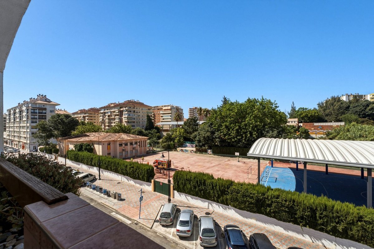 3 Bed Middle Floor Apartment in Fuengirola