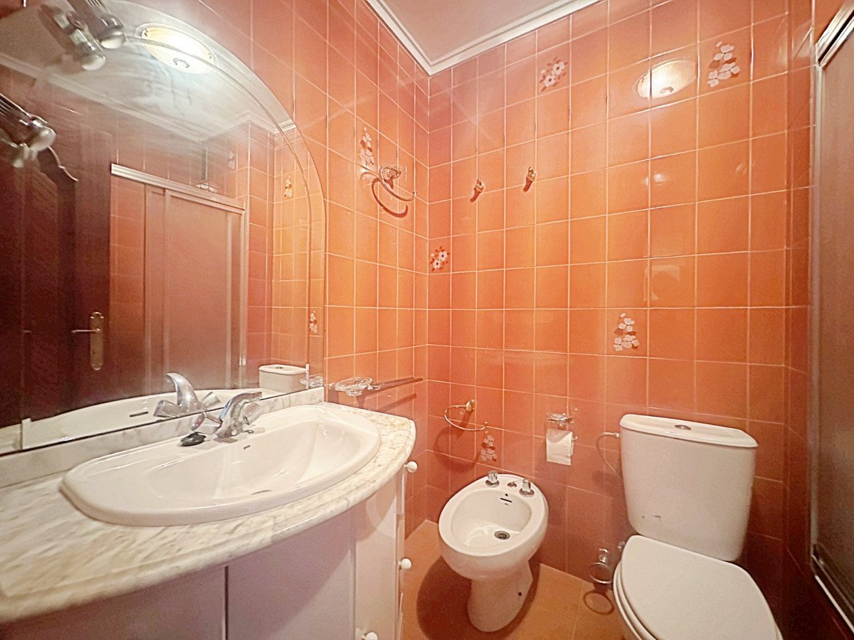 4 Bed Ground Floor Apartment in Torrevieja