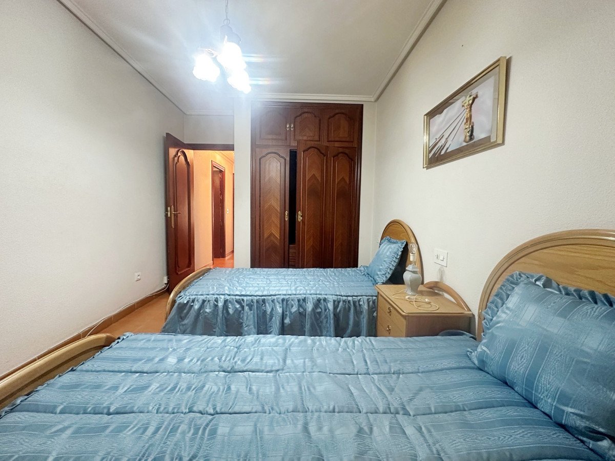 4 Bed Ground Floor Apartment in Torrevieja