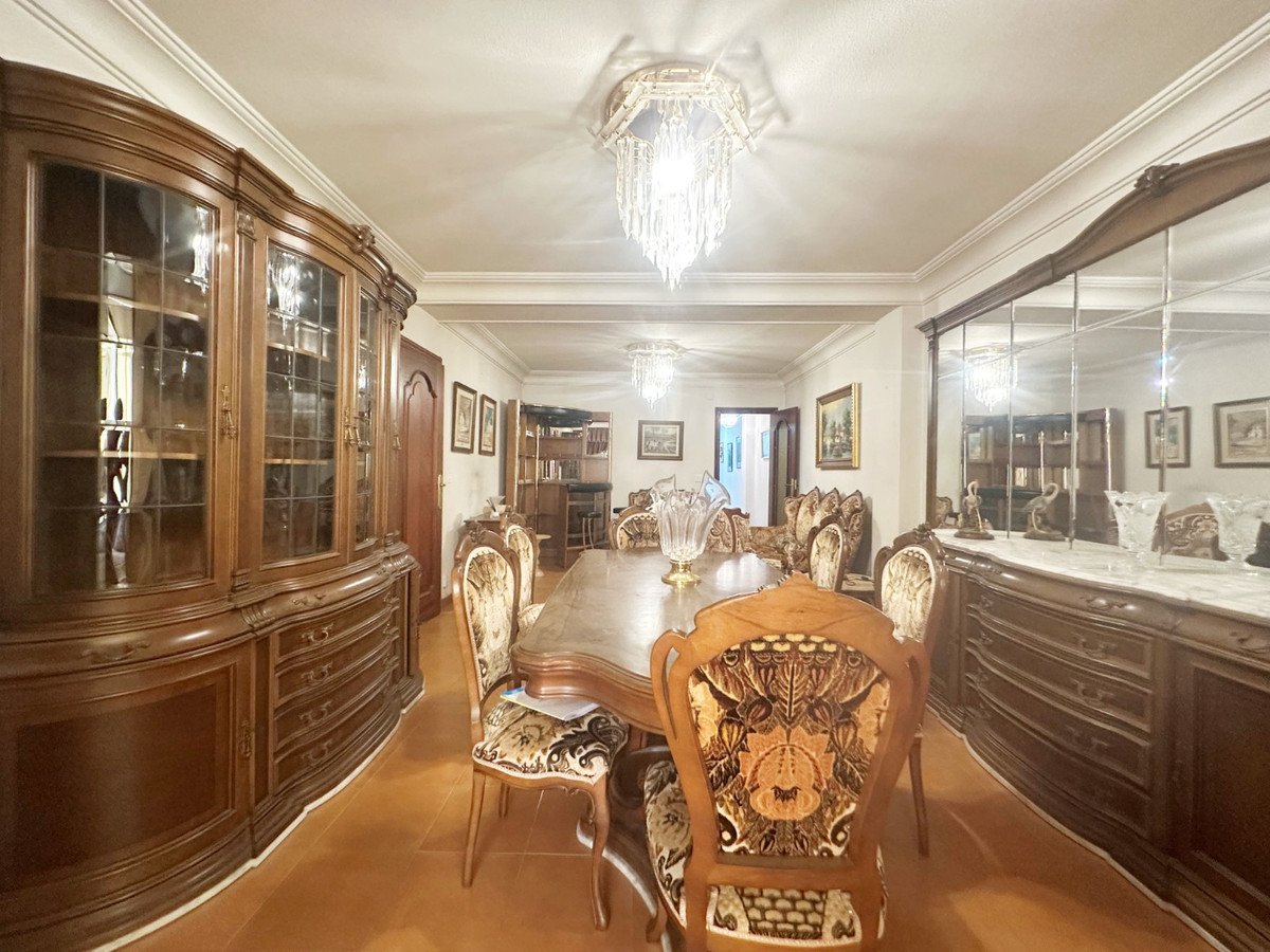 4 Bed Ground Floor Apartment in Torrevieja
