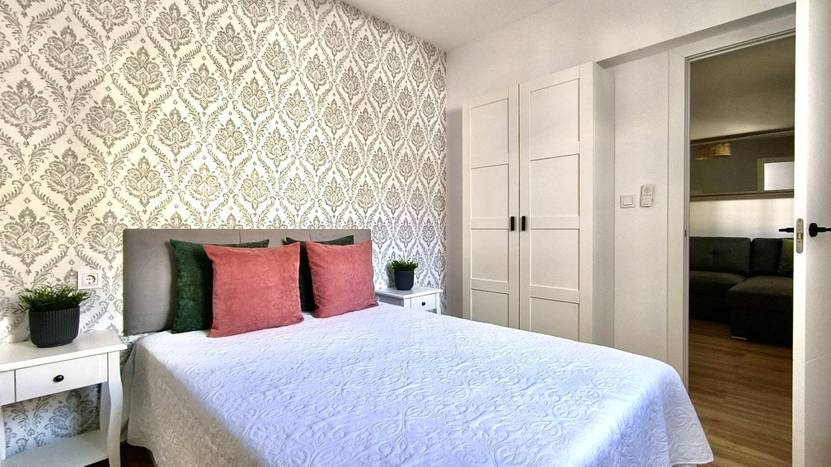 3 Bed Townhouse in Los Altos