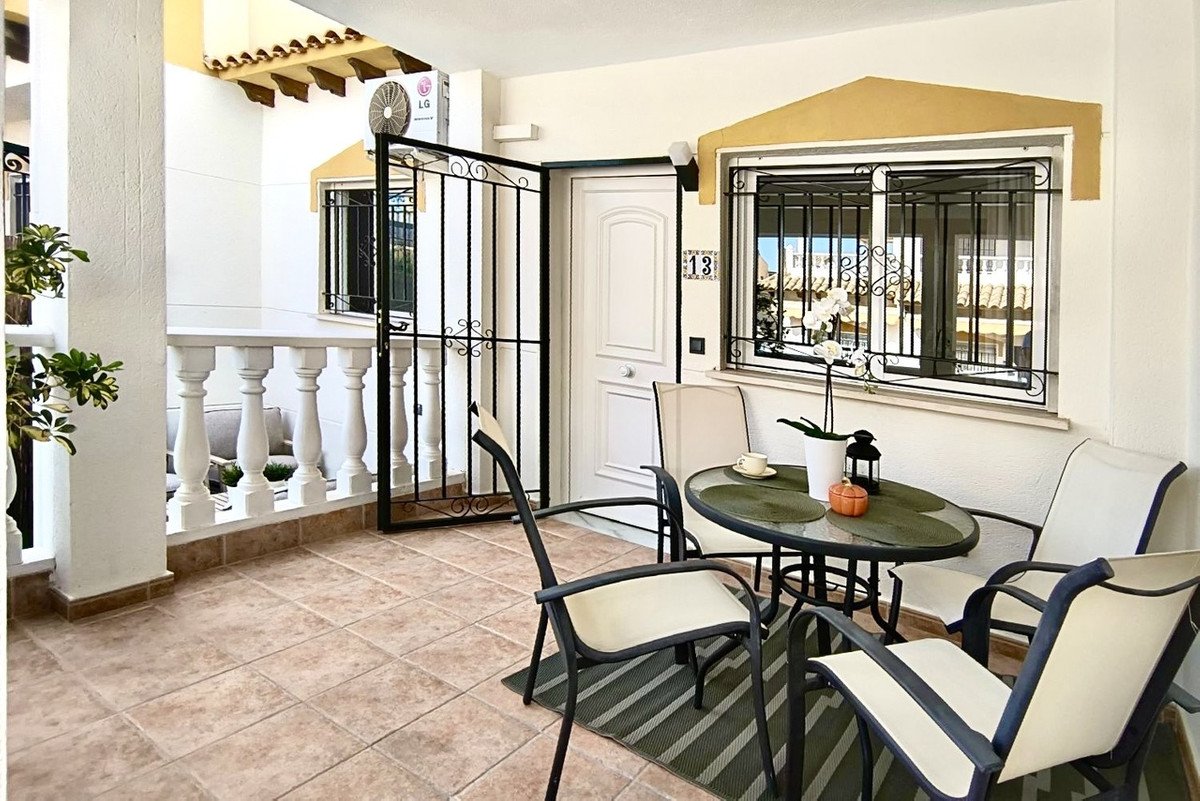 3 Bed Townhouse in Los Altos