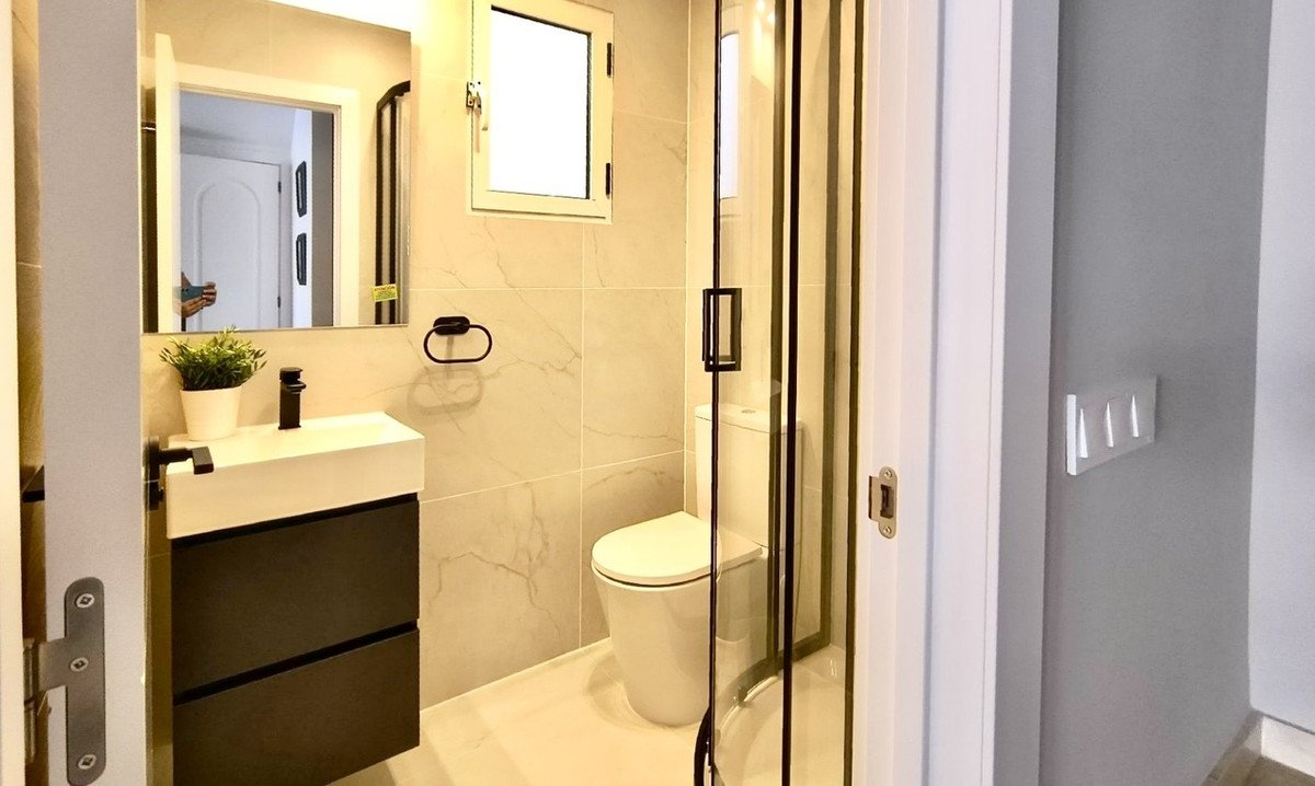3 Bed Townhouse in Los Altos