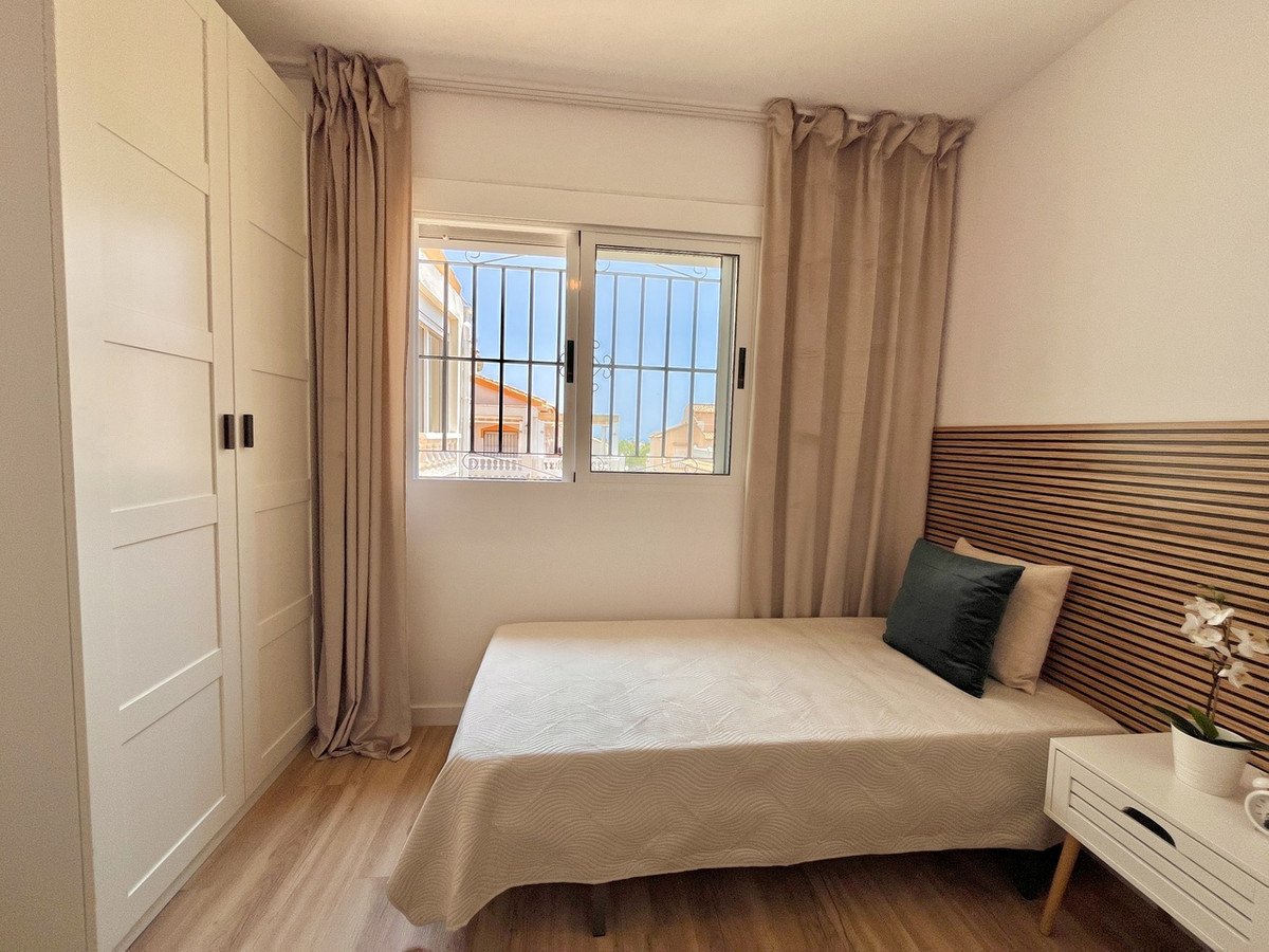 3 Bed Townhouse in Los Altos