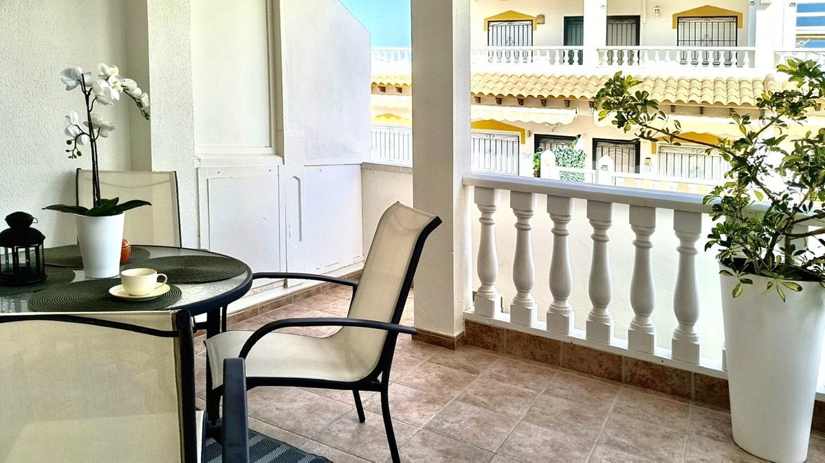 3 Bed Townhouse in Los Altos