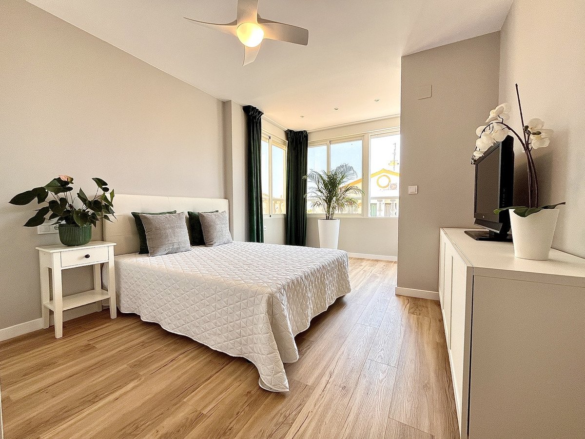 3 Bed Townhouse in Los Altos