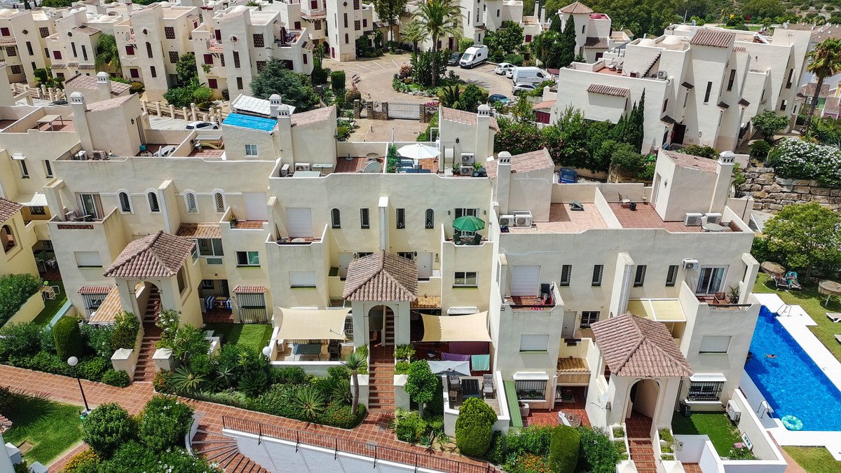 3 Bed Penthouse Duplex in Casares