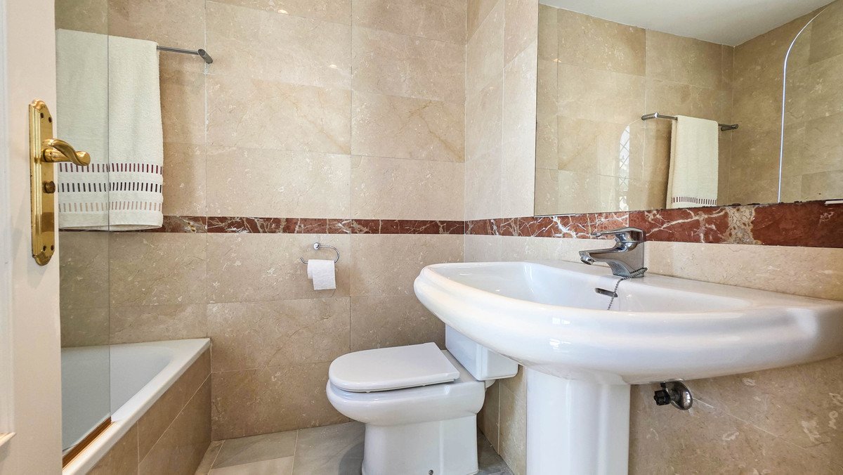 3 Bed Penthouse Duplex in Casares