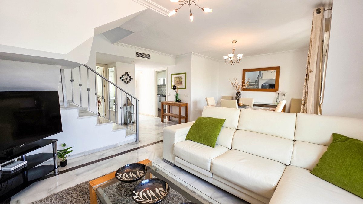 3 Bed Penthouse Duplex in Casares