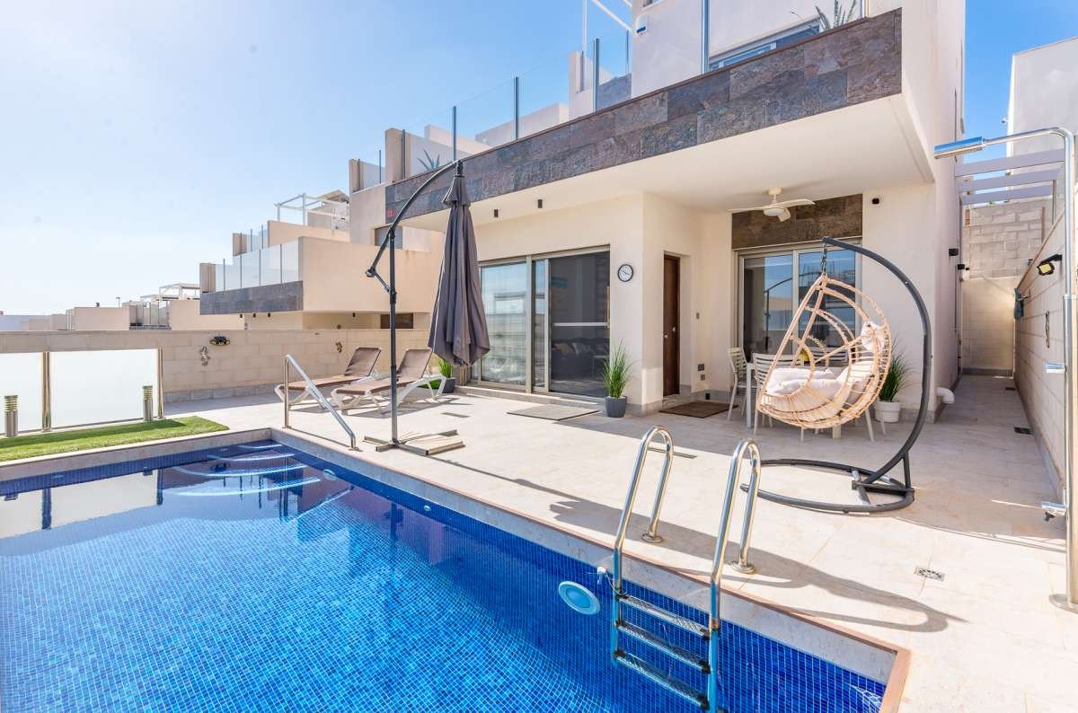 3 Bed Detached Villa in Orihuela Costa