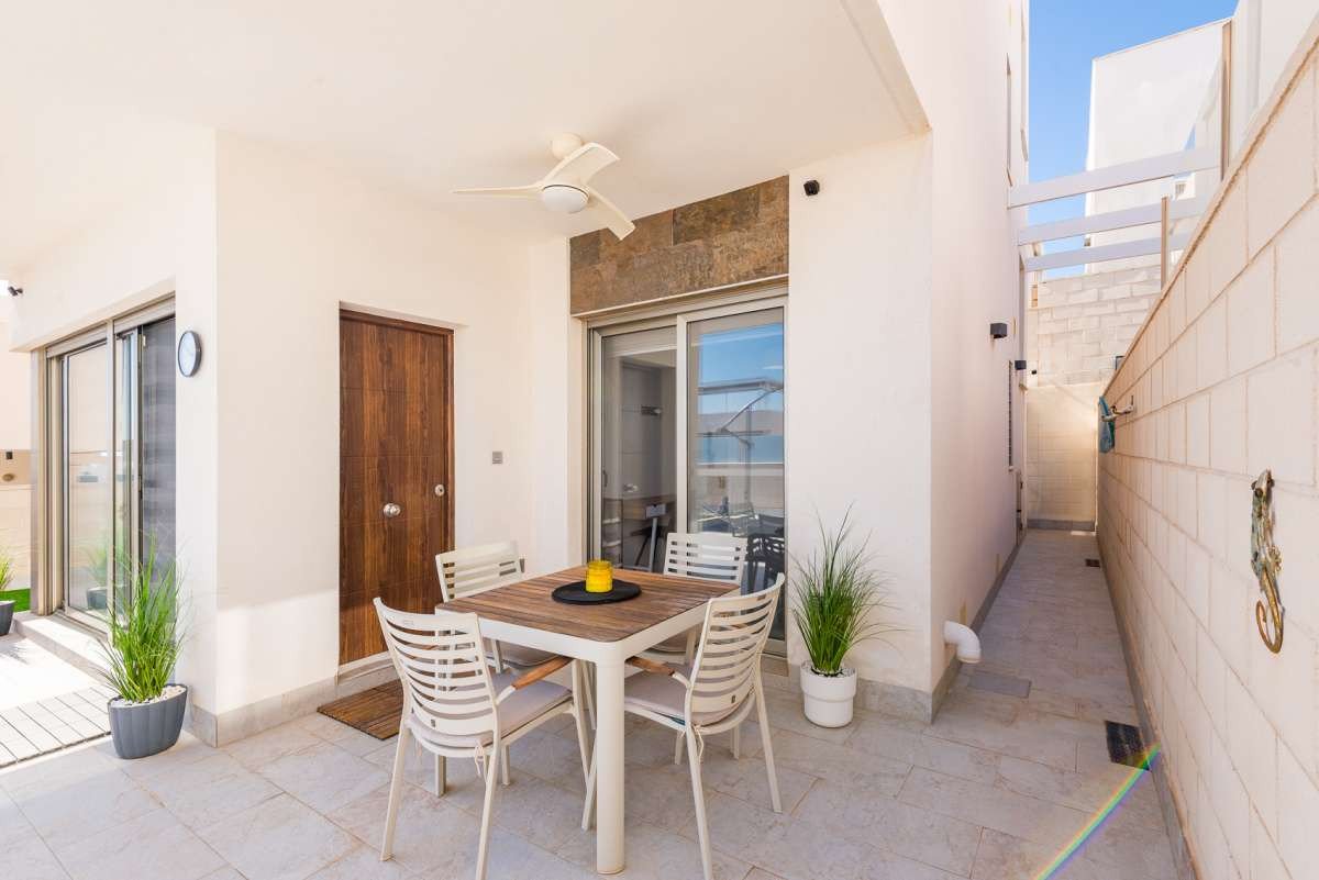 3 Bed Detached Villa in Orihuela Costa