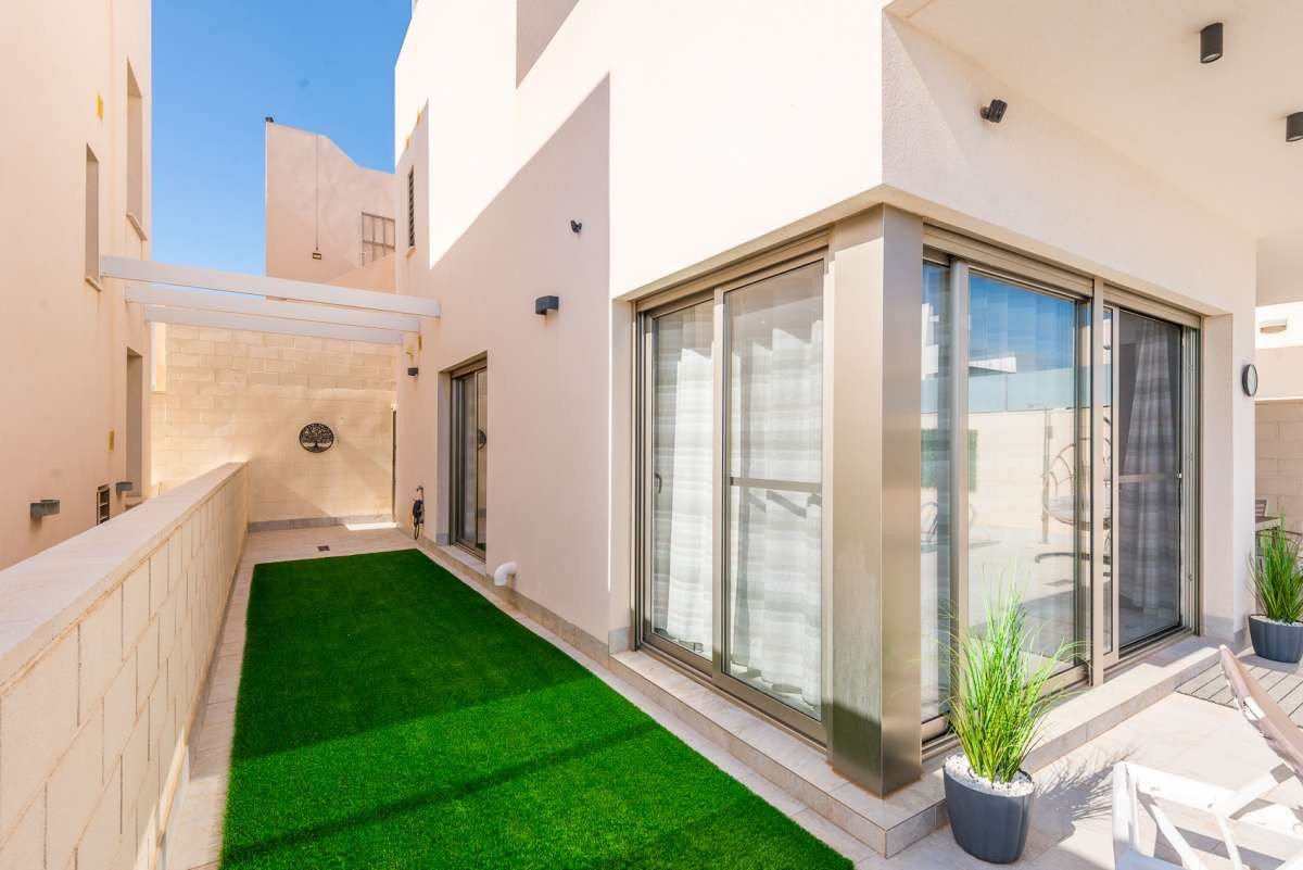 3 Bed Detached Villa in Orihuela Costa