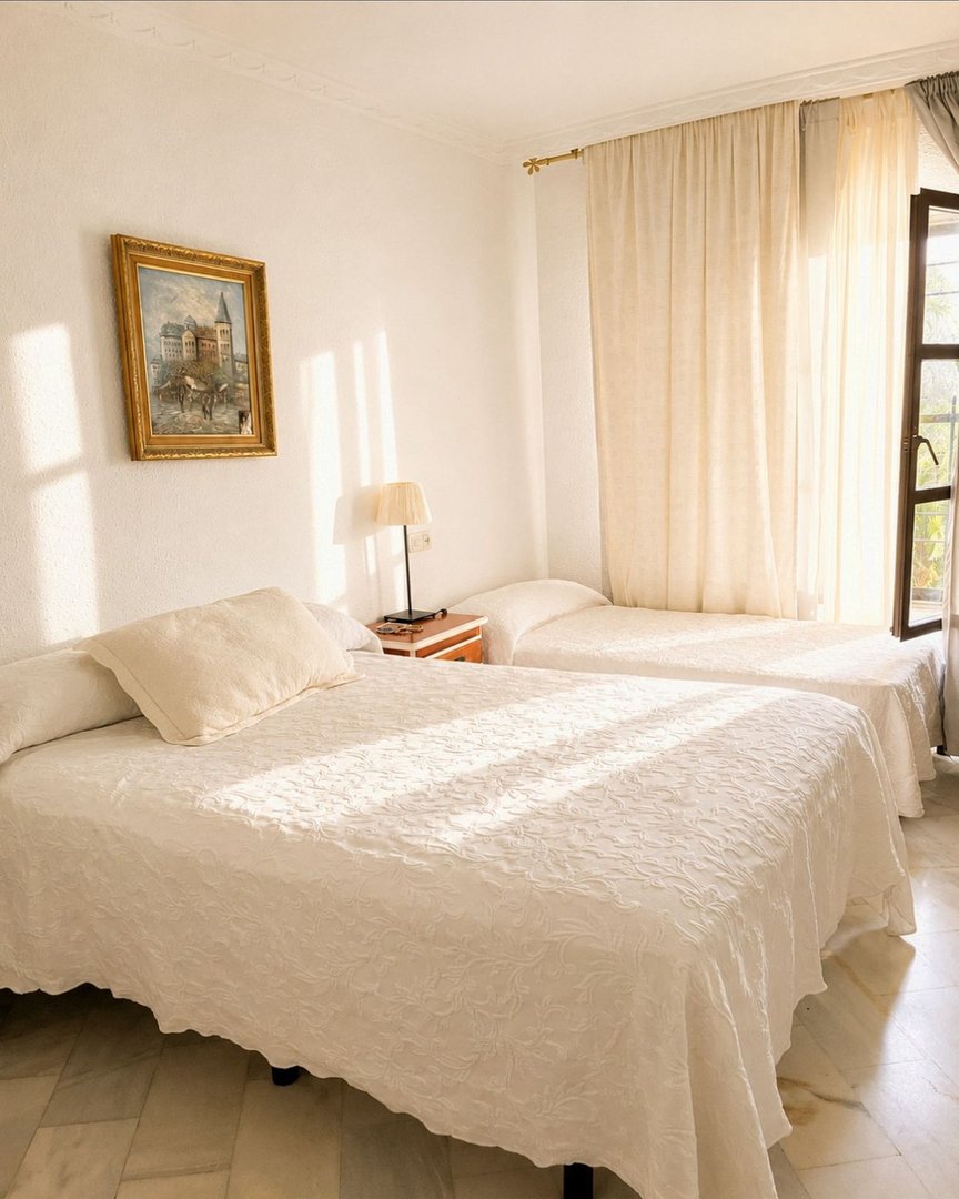 2 Bed Ground Floor Apartment in Miraflores