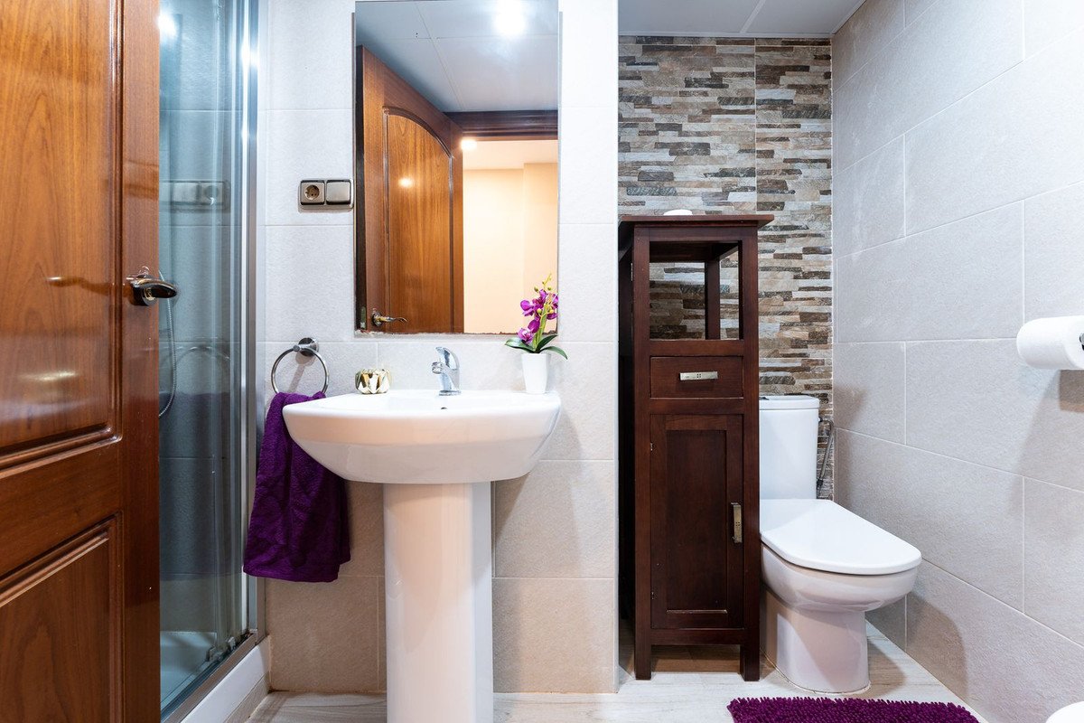 3 Bed Middle Floor Apartment in Málaga Centro