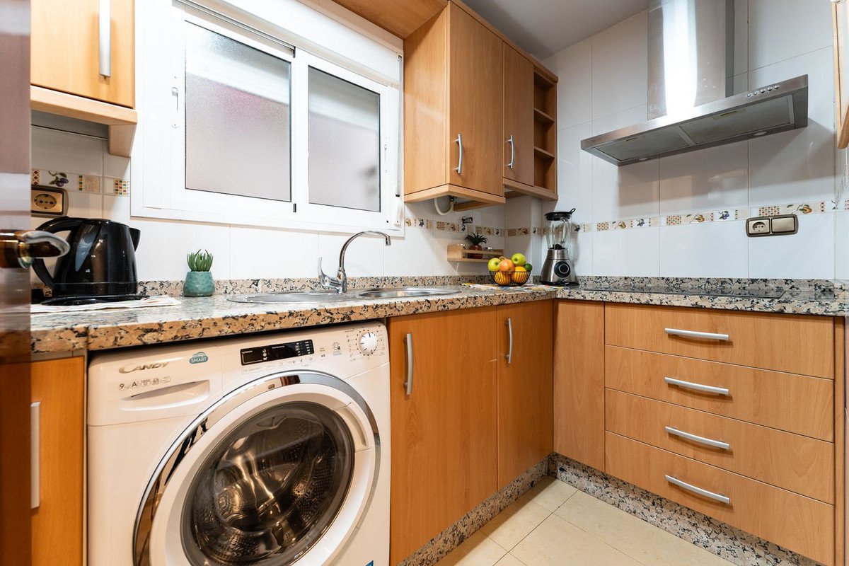 3 Bed Middle Floor Apartment in Málaga Centro