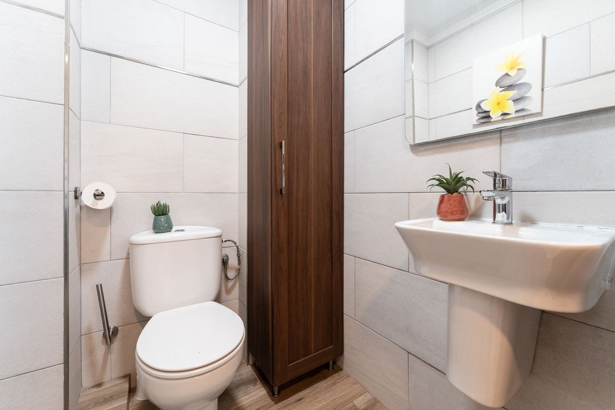 3 Bed Middle Floor Apartment in Málaga Centro