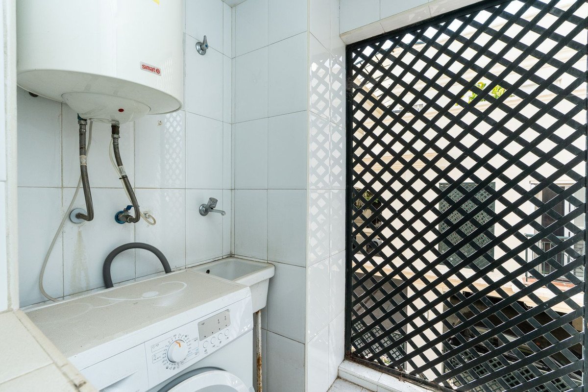 3 Bed Middle Floor Apartment in Nueva Andalucía