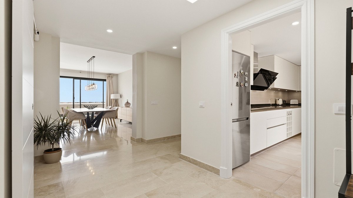 3 Bed Penthouse in La Duquesa