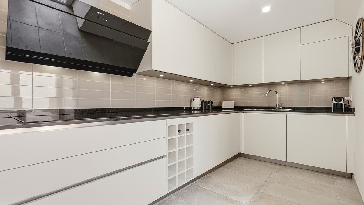 3 Bed Penthouse in La Duquesa