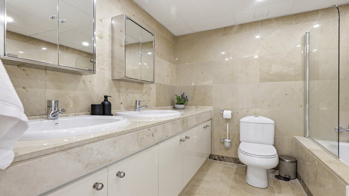 3 Bed Penthouse in La Duquesa