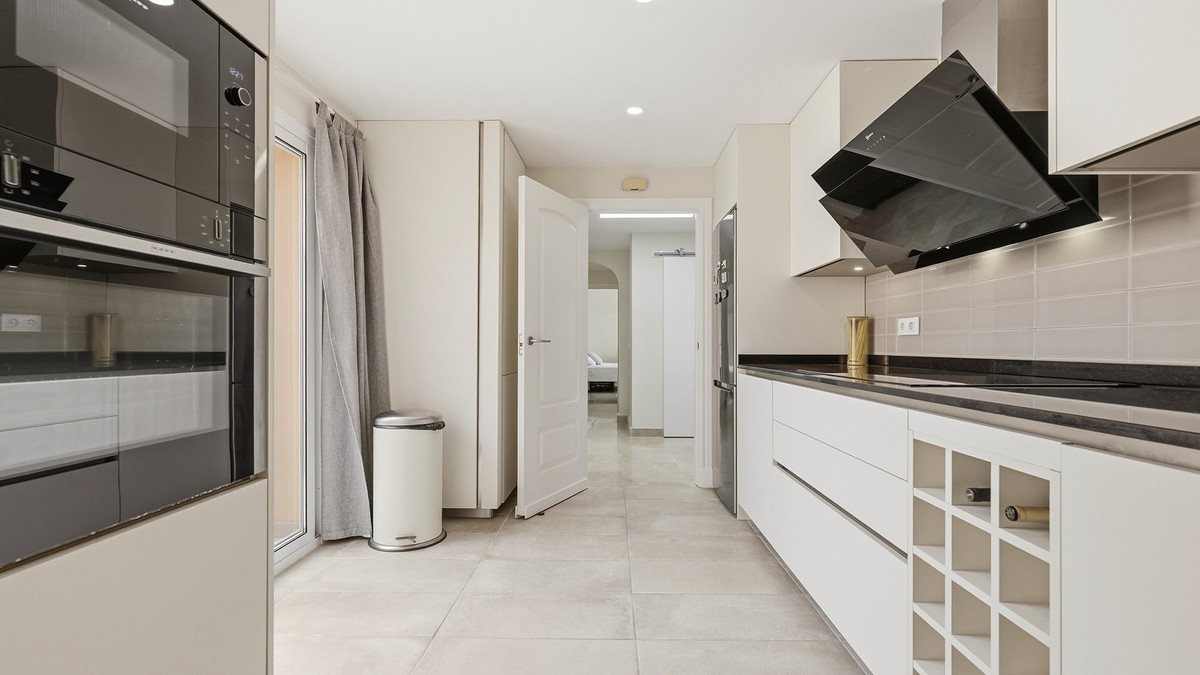 3 Bed Penthouse in La Duquesa