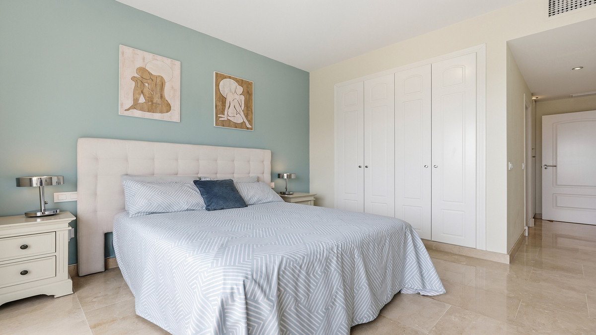 3 Bed Penthouse in La Duquesa