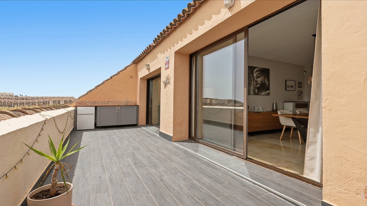 3 Bed Penthouse in La Duquesa