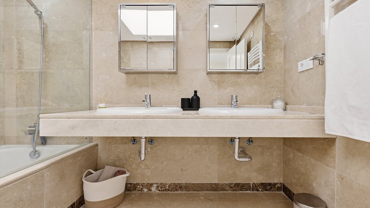 3 Bed Penthouse in La Duquesa