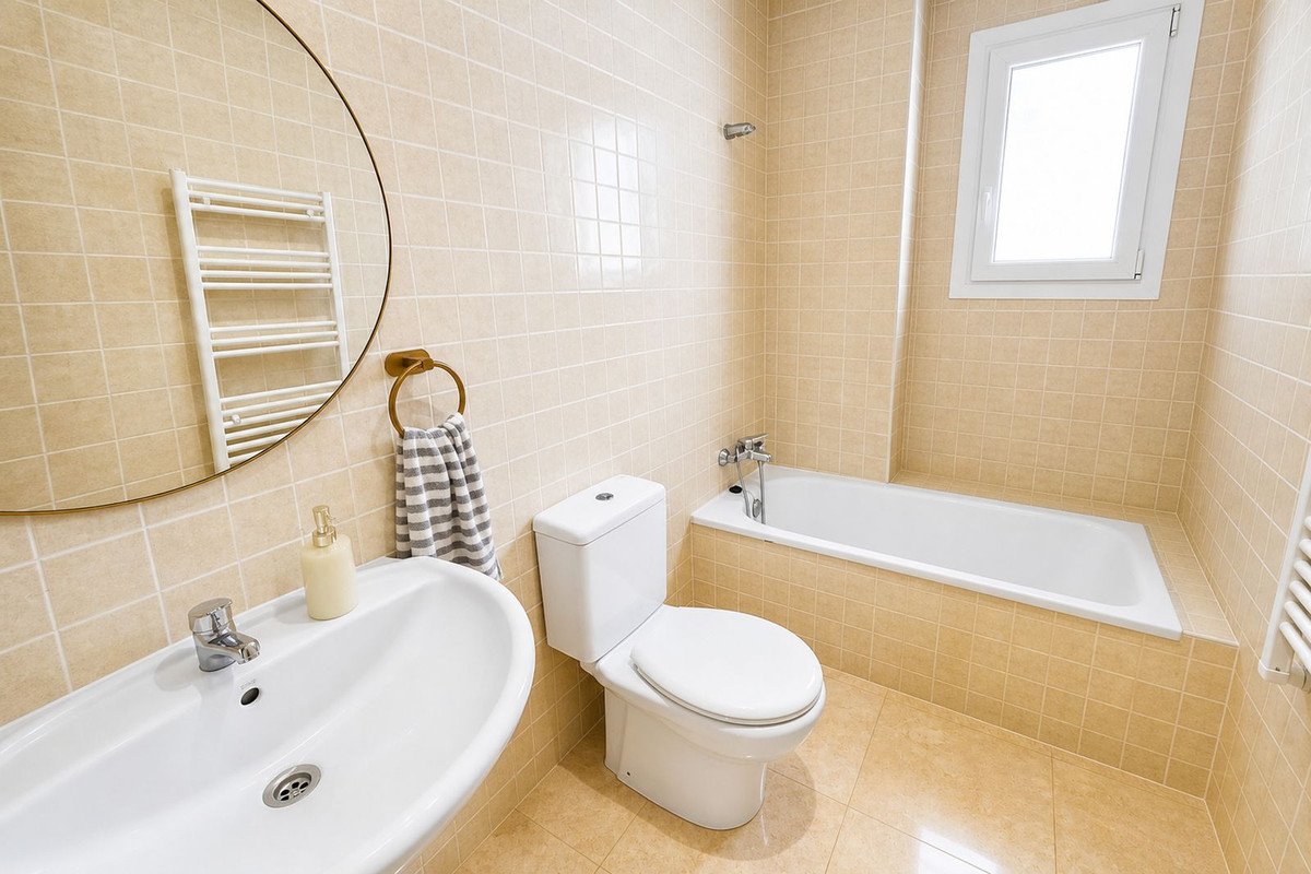 6 Bed Detached Villa in Manilva