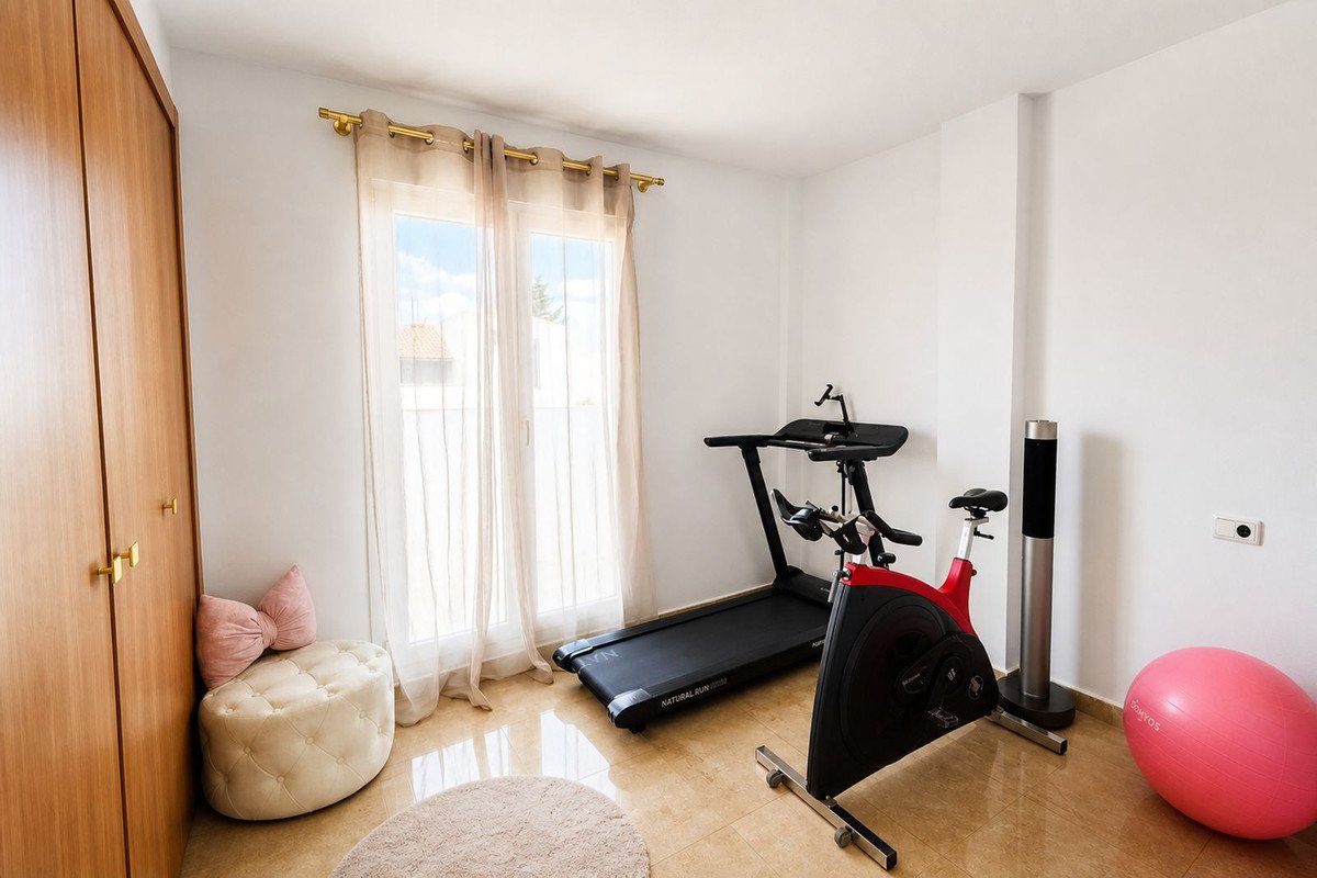 6 Bed Detached Villa in Manilva