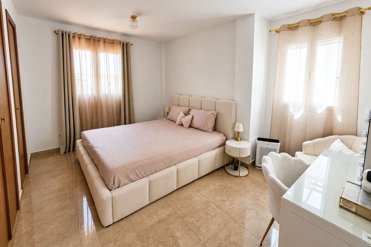 6 Bed Detached Villa in Manilva