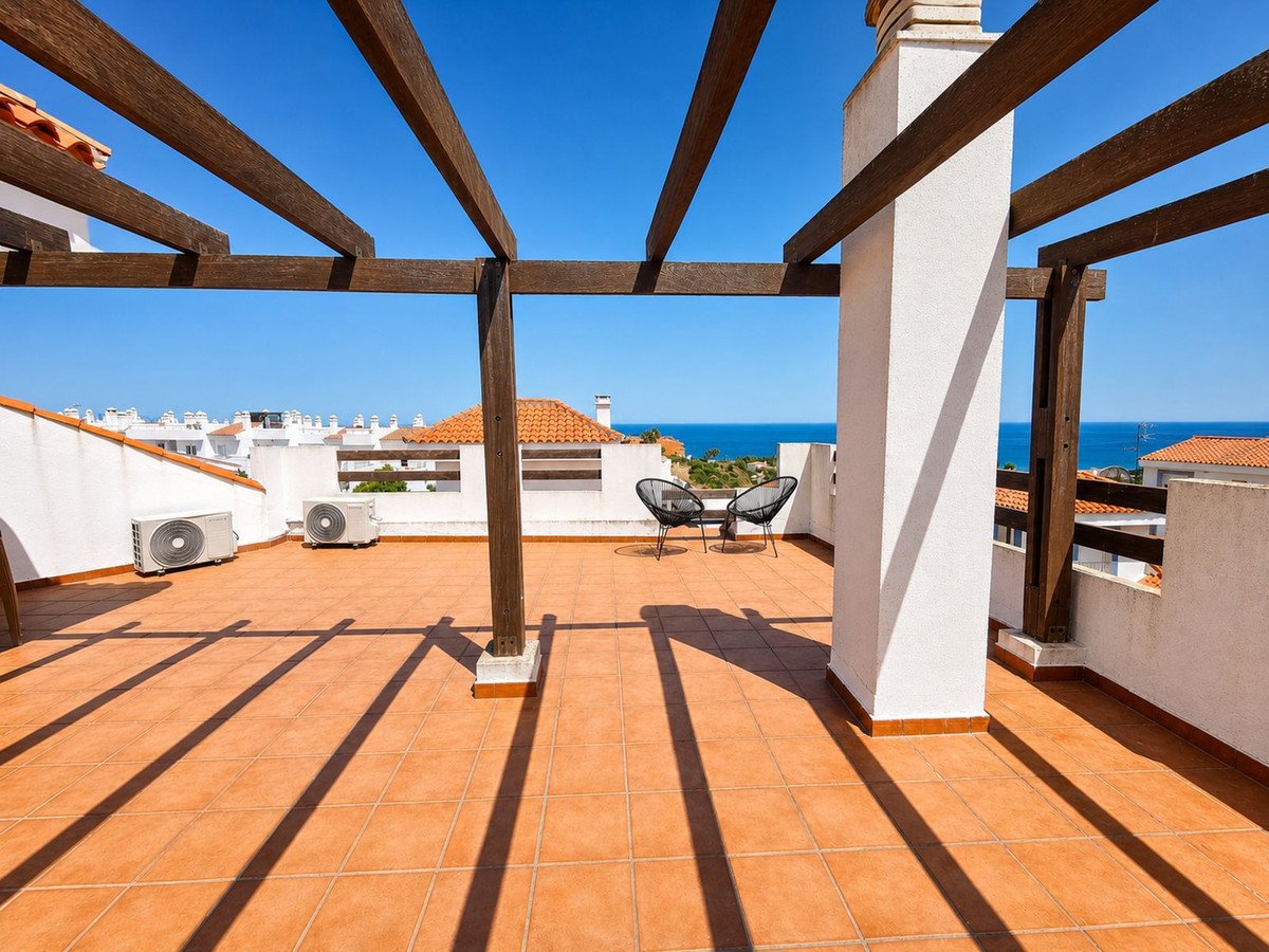 6 Bed Detached Villa in Manilva