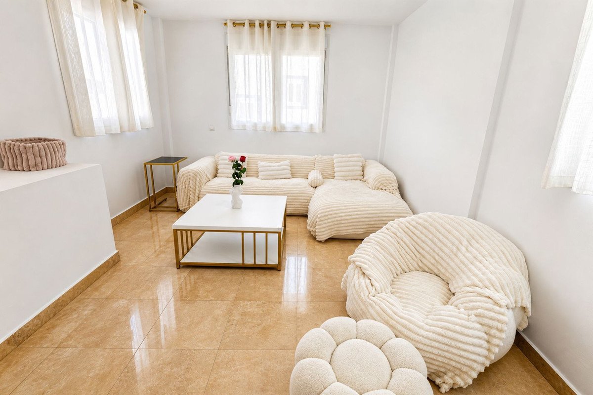 6 Bed Detached Villa in Manilva