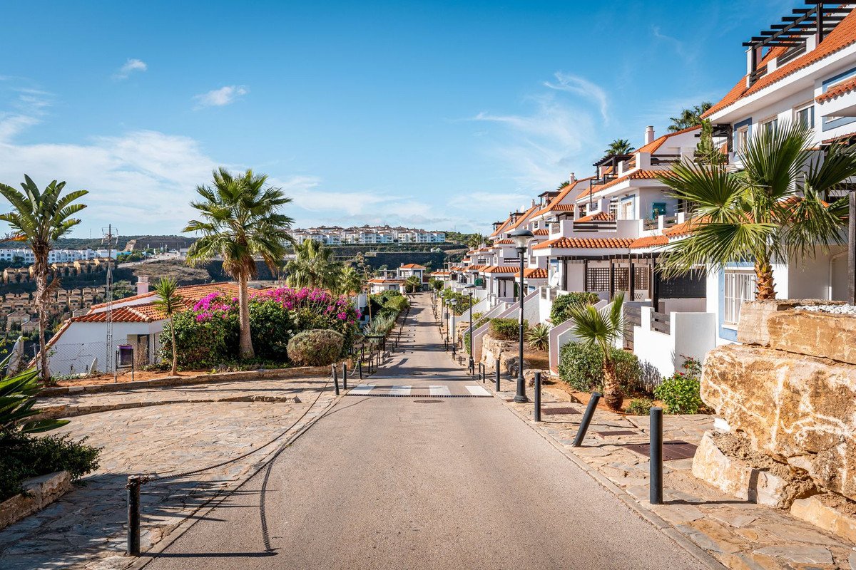 6 Bed Detached Villa in Manilva