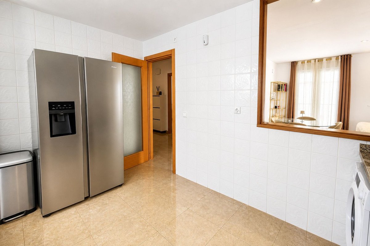 6 Bed Detached Villa in Manilva