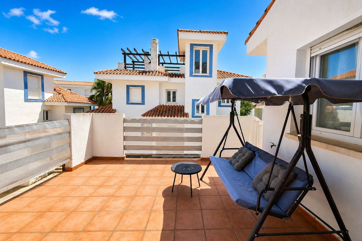 6 Bed Detached Villa in Manilva