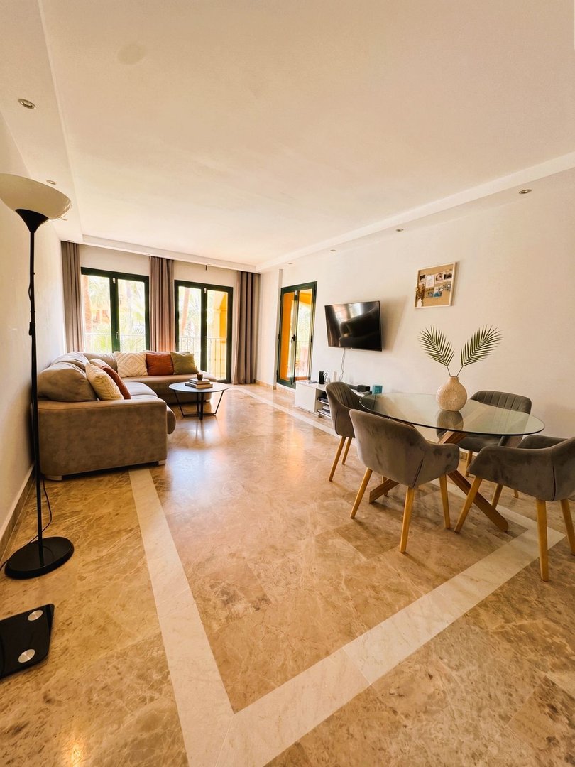 2 Bed Middle Floor Apartment in San Pedro de Alcántara