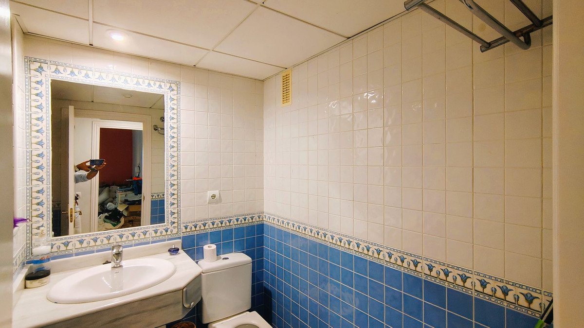 2 Bed Middle Floor Apartment in San Pedro de Alcántara